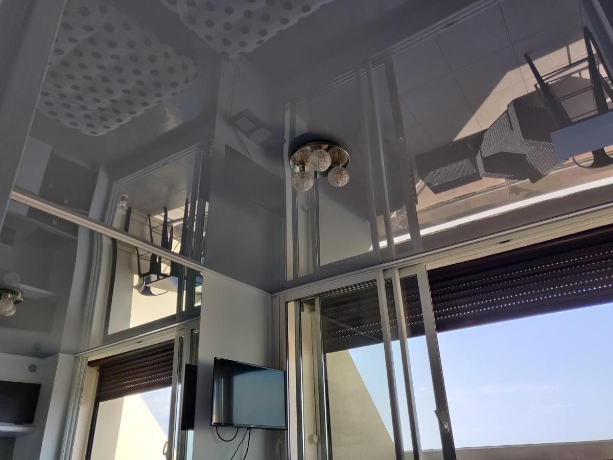 Appartement Clubber Naturiste Design